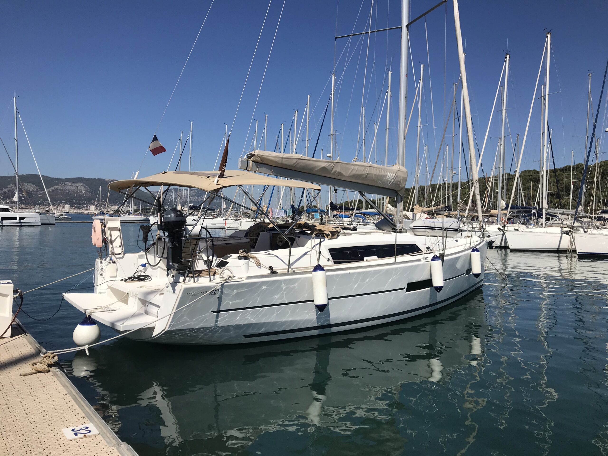 Voilier Dufour 382